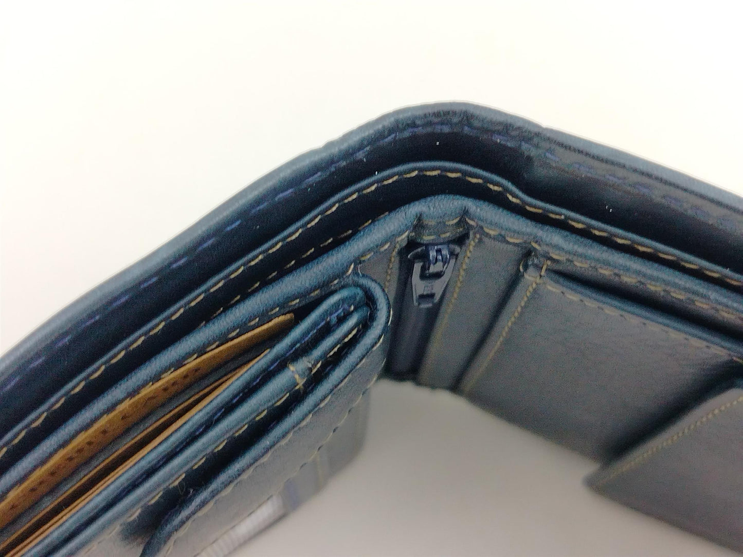 Echtleder Damenbörse, blau mit Klappe
