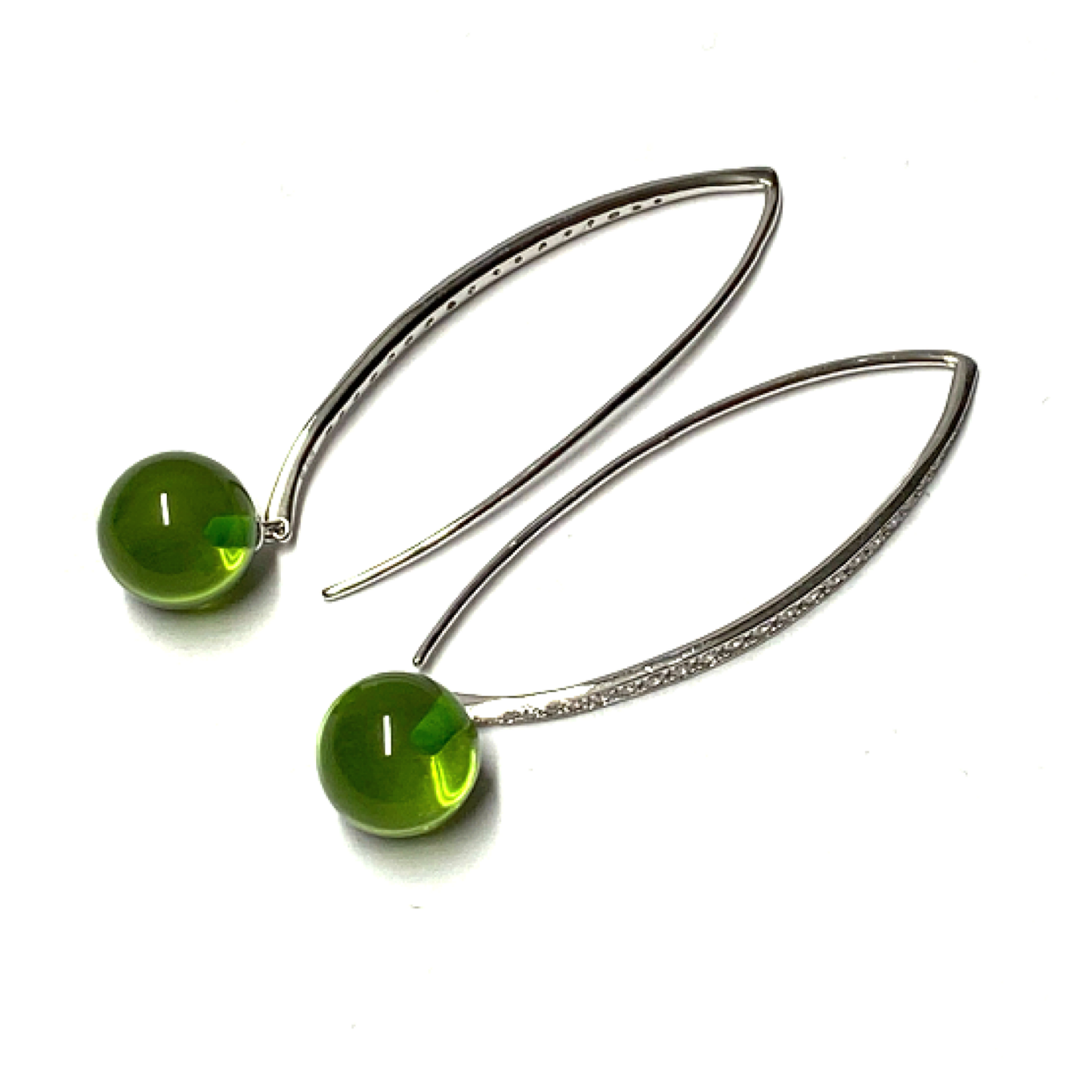 Ohrring 925 Silber rhodiniert Bernstein grün (karibischer Bernstein) Kugel 10mm Zirkonia Ohrhänger