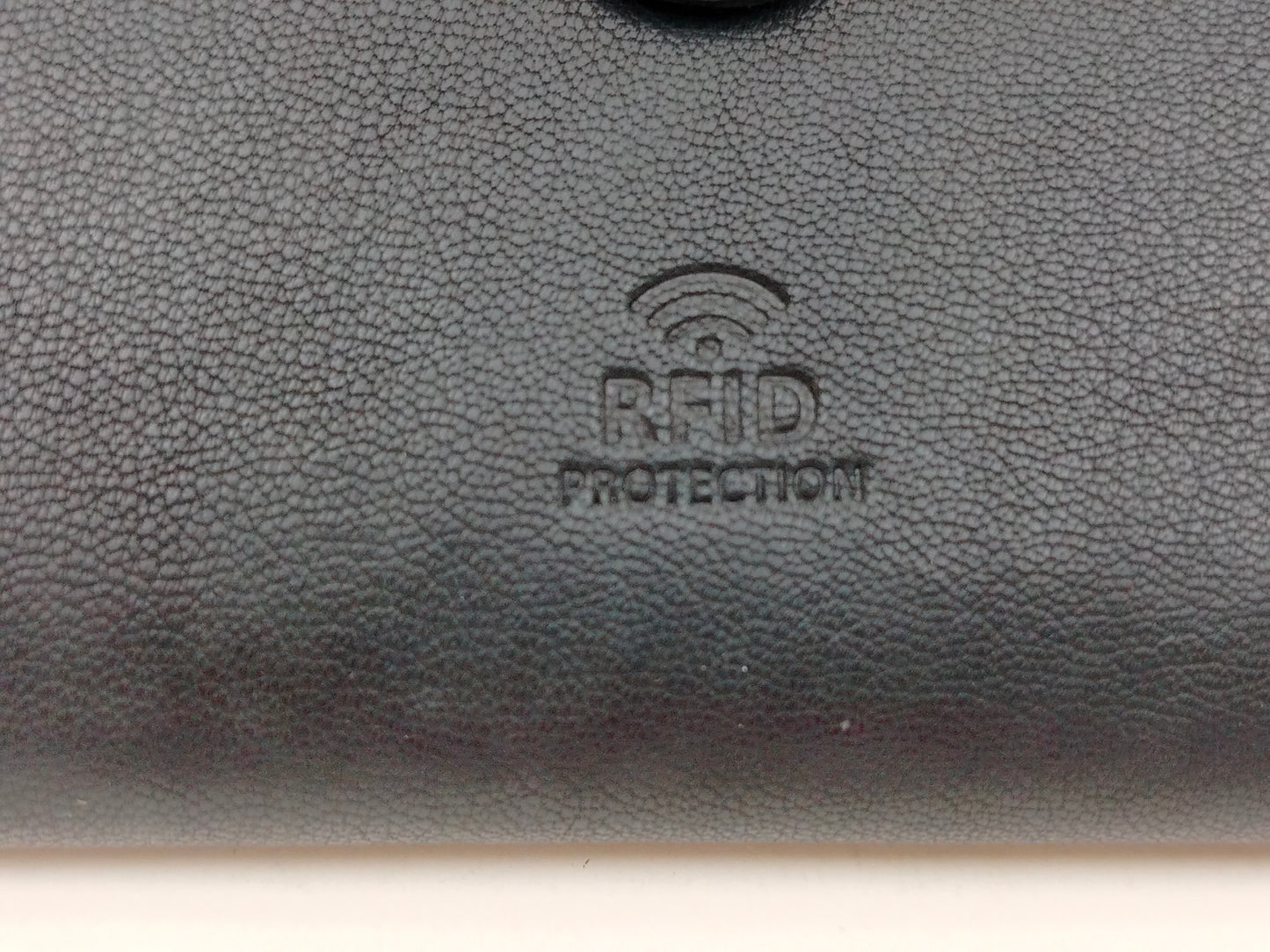 Leder Geldbörse Damen schwarz RFID – kleine Damenbörse im Querformat mit Druckknopf – sichere Leder Geldbörse Greenburry