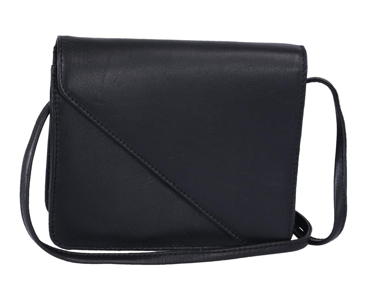 kleine schwarze Ledertasche mit schräger Klappe, Abendtasche