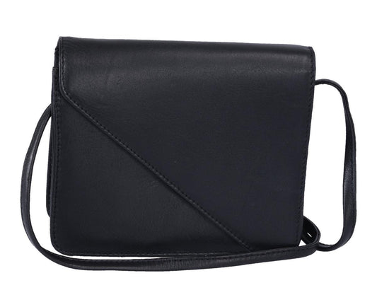 kleine schwarze Ledertasche mit schräger Klappe, Abendtasche
